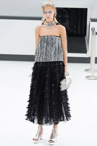 Look 95